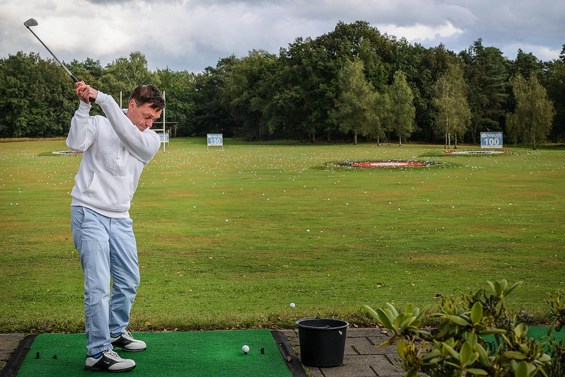 man golft in clinic